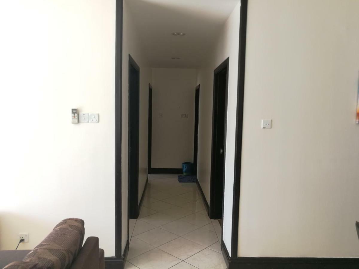 Lägenhet på 362 m² i Centrala Affärsdistrikt, med 3 sovrum och 2 badrum  Kota Kinabalu Exteriör bild